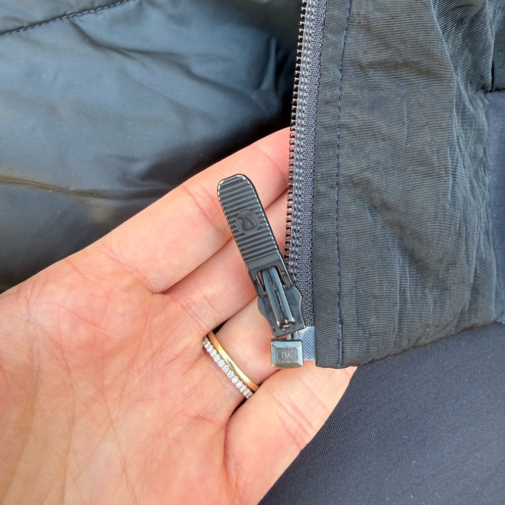 Lululemon Reversible Insulated Bomber Jacket - Picture 13 of 13